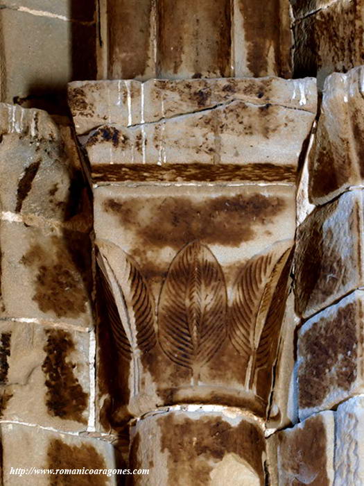 CAPITELES DE LA CAPILLA